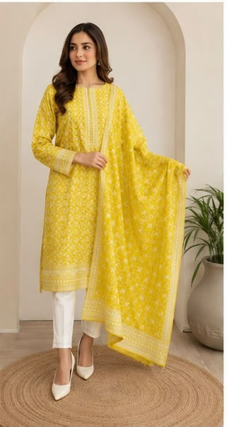 Five Star Brand Lawn premium Stuff & Quality Top Trending Design